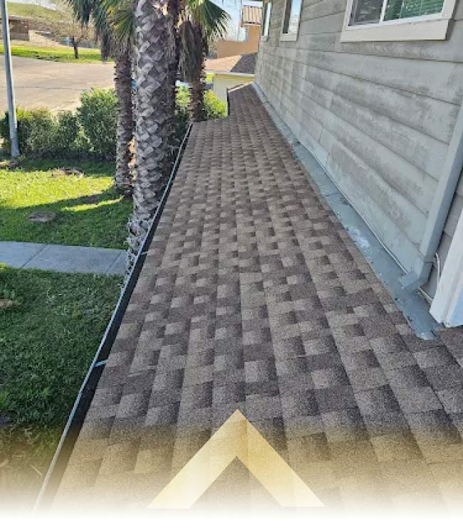 Durable roofing shingles used for professional roof installation in Rio Linda, C